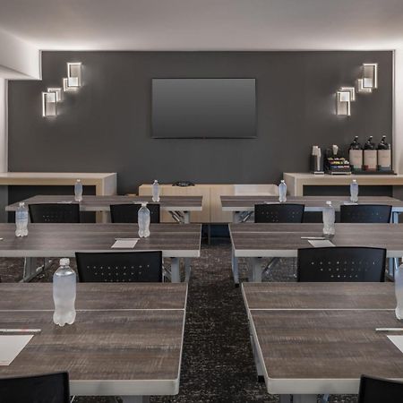 Towneplace Suites By Marriott Tampa Clearwater Exterior foto