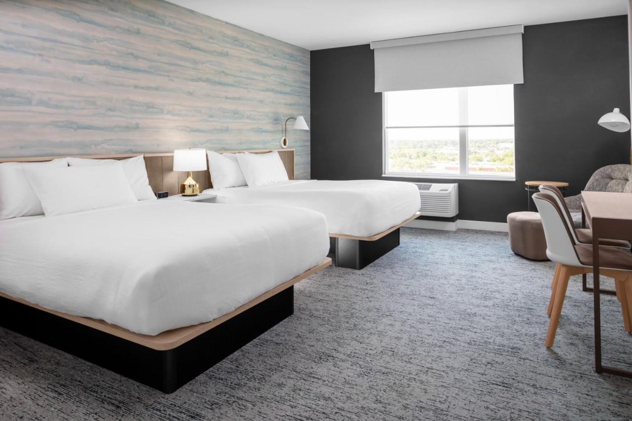Towneplace Suites By Marriott Tampa Clearwater Exterior foto